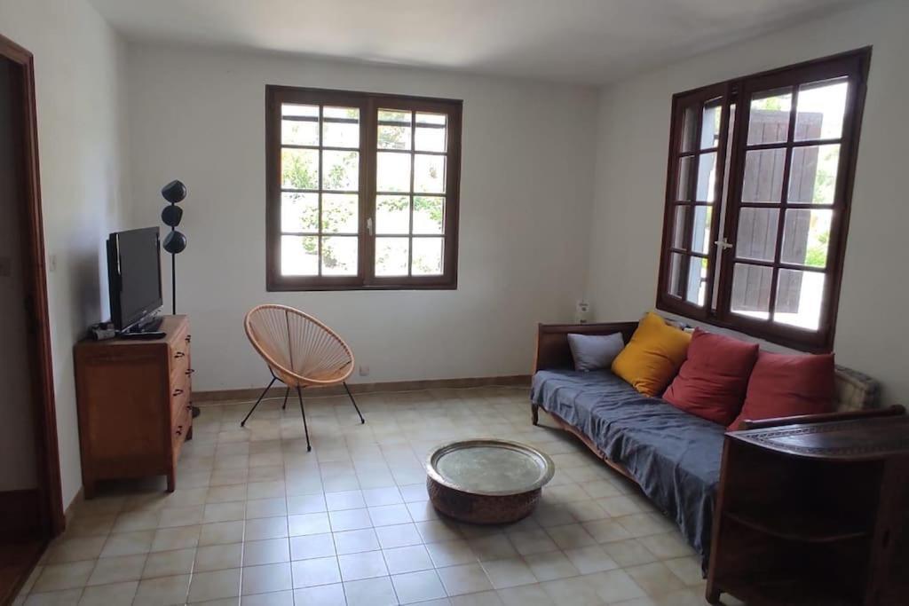Appartement Au Fond Du Jardin Saint Jean du Pin Esterno foto